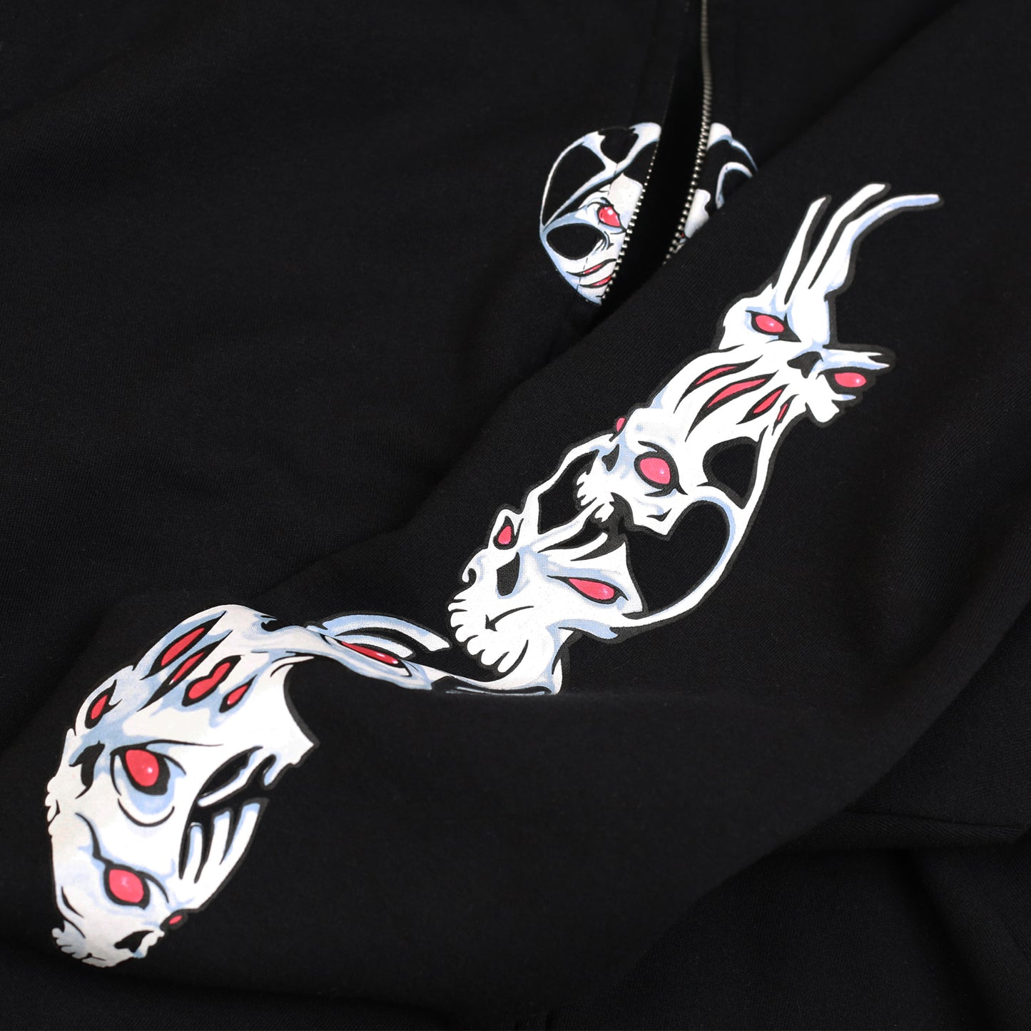 Bullseye Hood (Black)