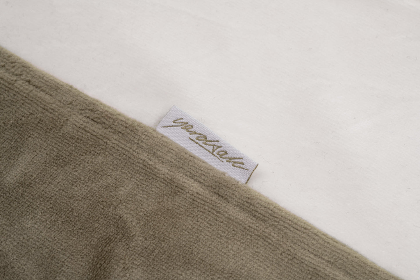 Velour Club Shirt (Cream/Moss)